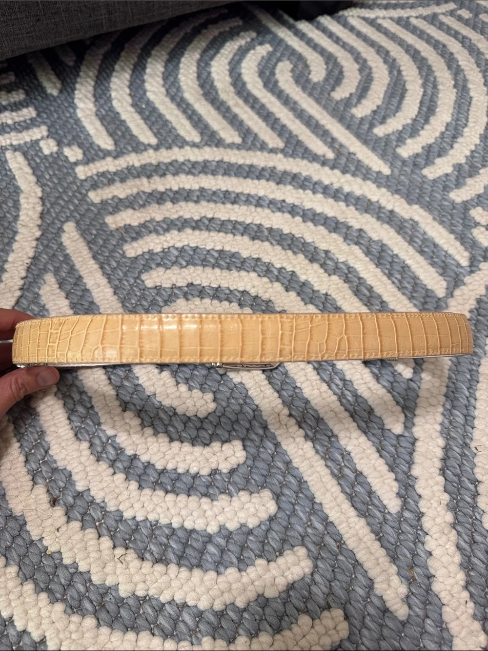 Vintage Brighton B2701 Reversible White Tan Croc Embossed Leather Belt Hinged